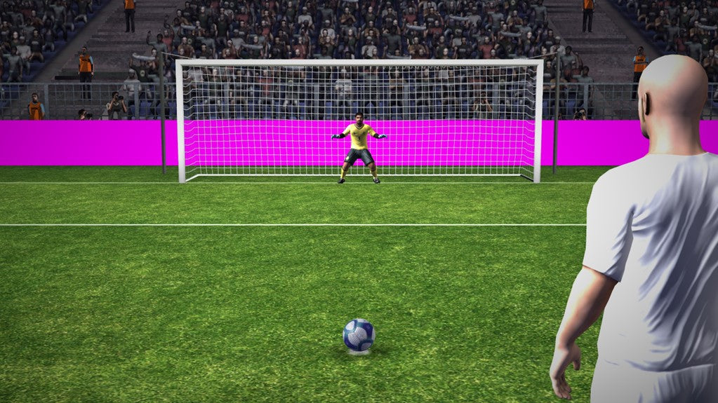 FINAL KICK: FOOTBALL LEGENDS (CODE IN BOX)