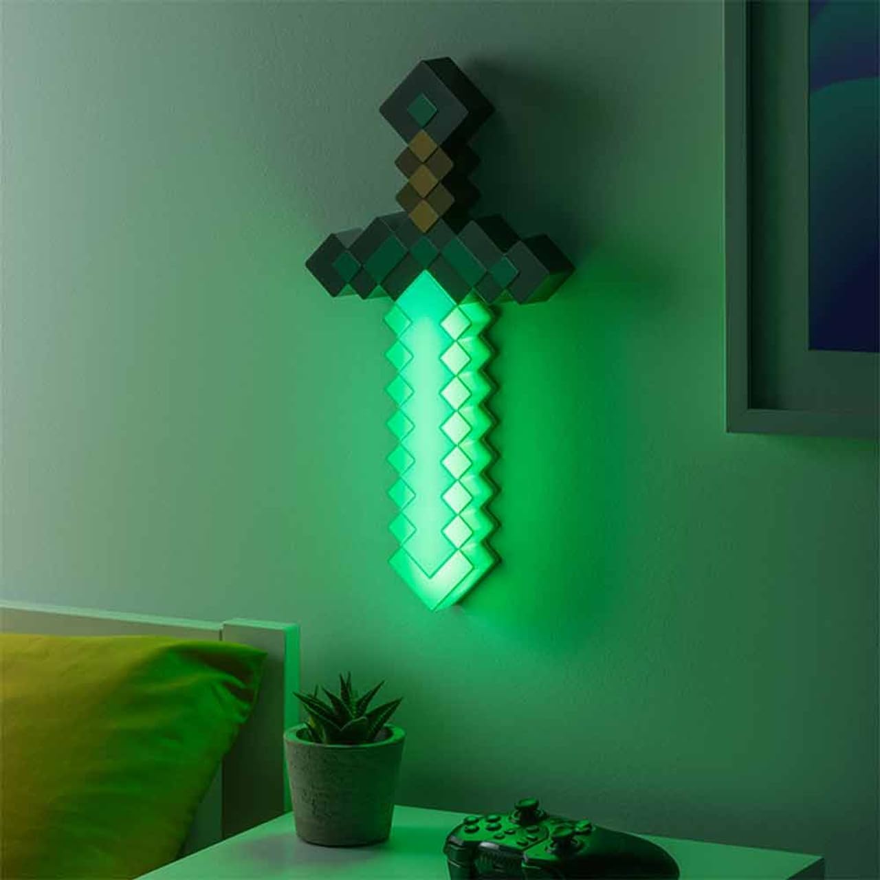 Light - Diamond Sword Minecraft