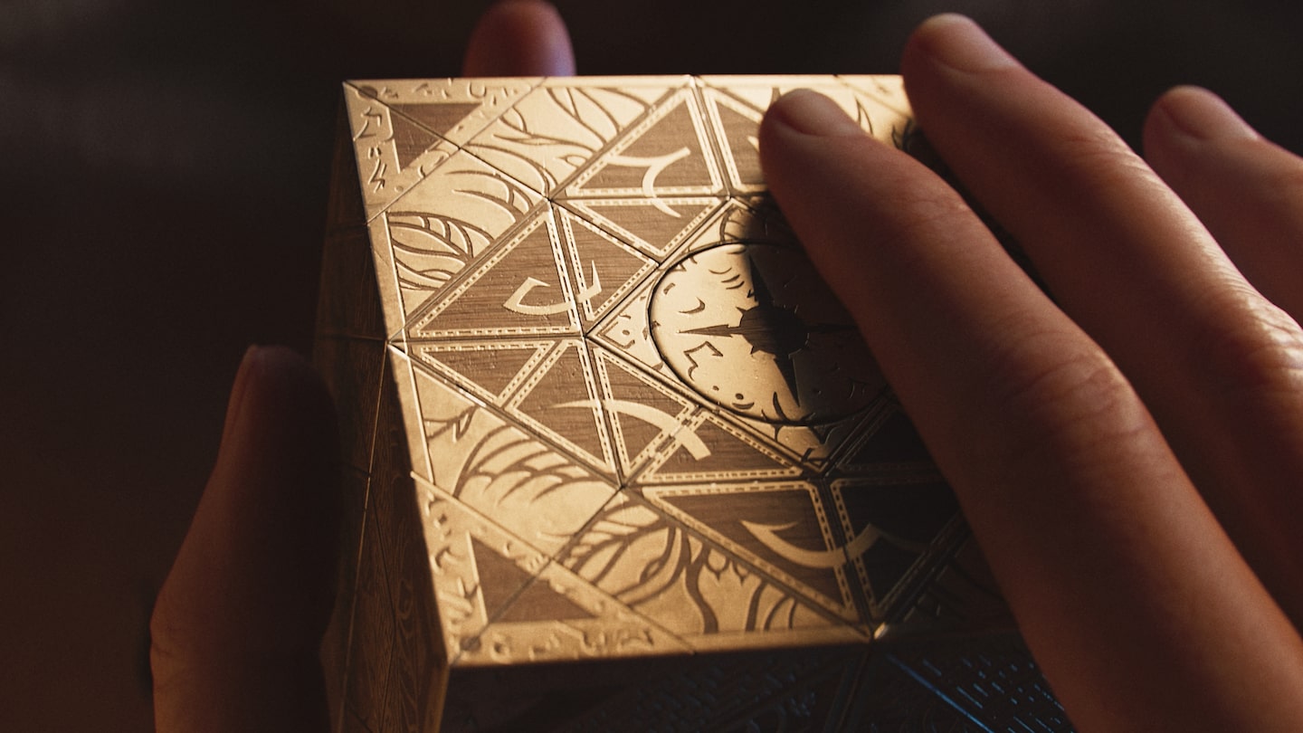CLIVE BARKER'S HELLRAISER: REVIVAL