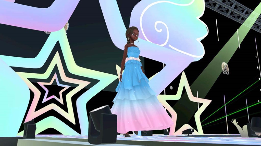 MODEL DEBUT4